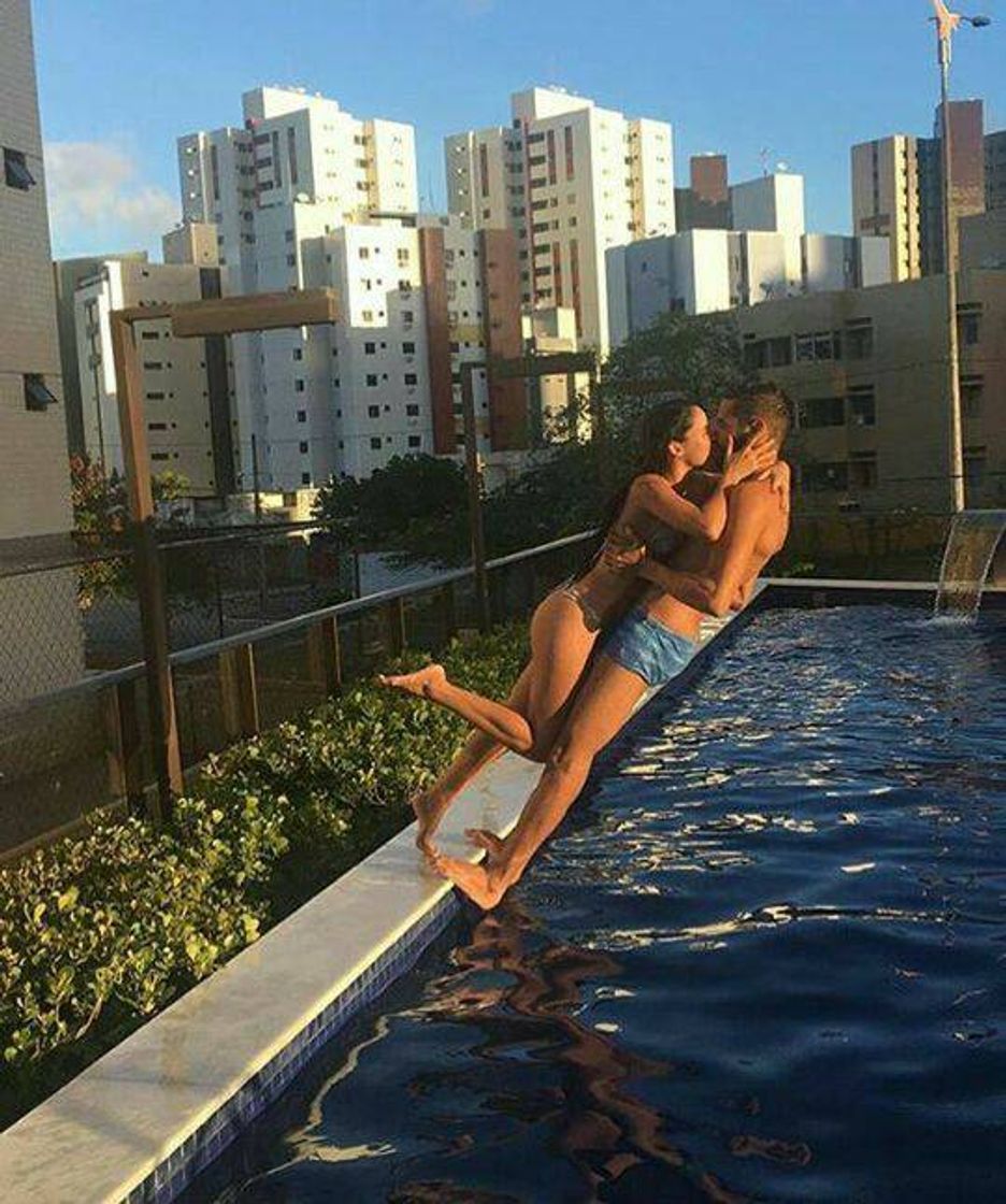 Moda Inspiração de foto na piscina com o boy