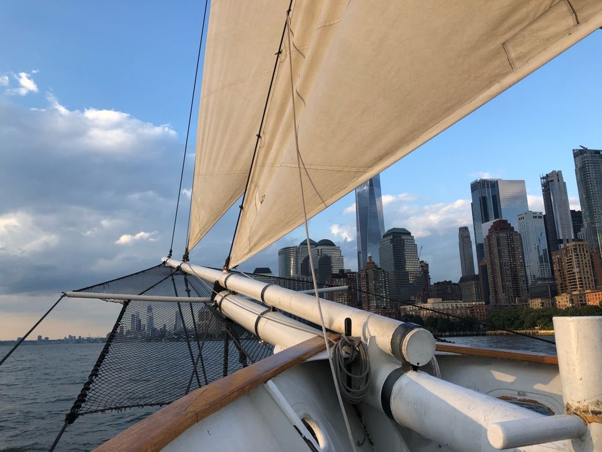 Places Clipper City Tall Ship - Operated by Manhattan By Sail