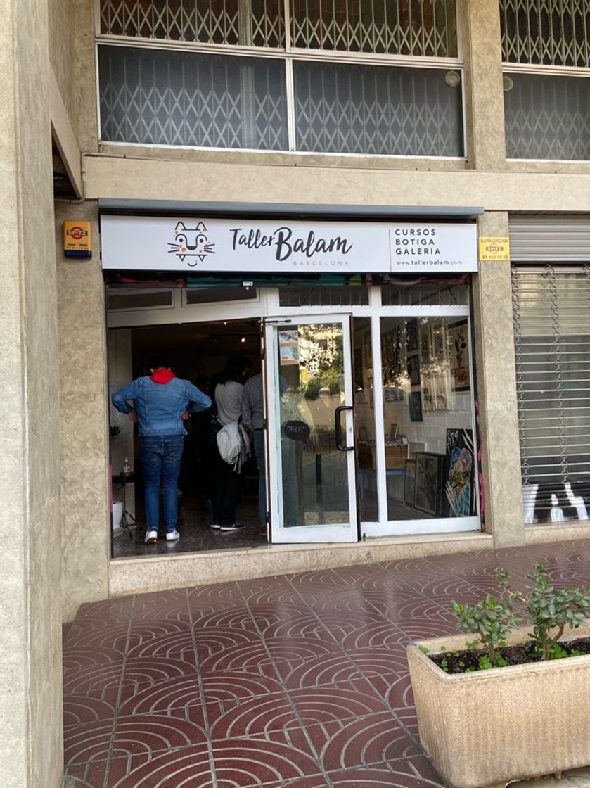 Social Taller y galería de arte