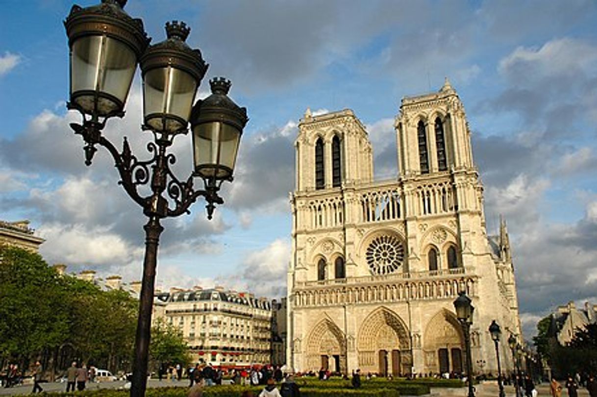 Lugar Notre Dame