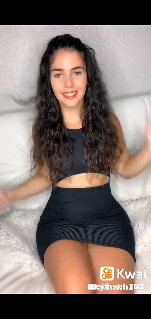 Moda Hermosa Chica Bailando🥺❤️