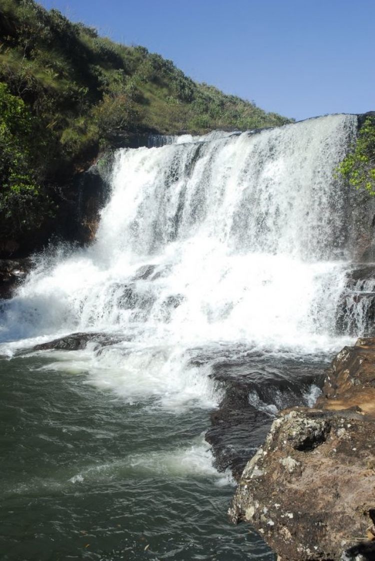 Moda Cachoeira da Rapadura, patrimonio público. Em Costa Rica MS