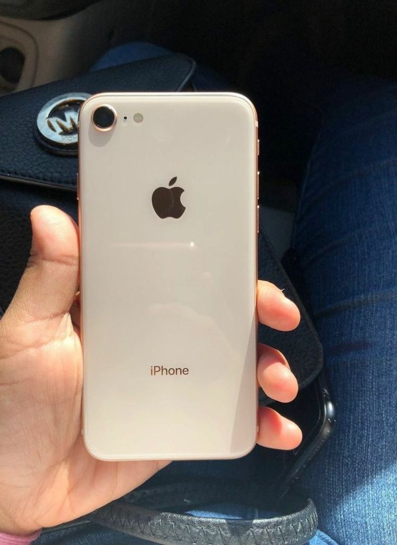 Product iPhone 8 Branco 64Gb