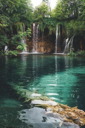 Cachoeira de frente ✨