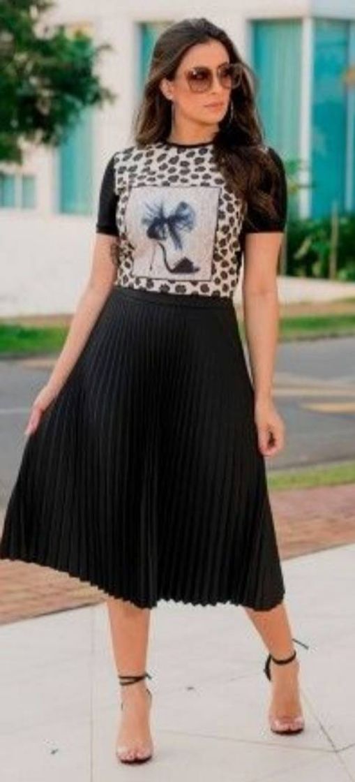 Social Como usar saia plissada? Sugestões para acertar no look!