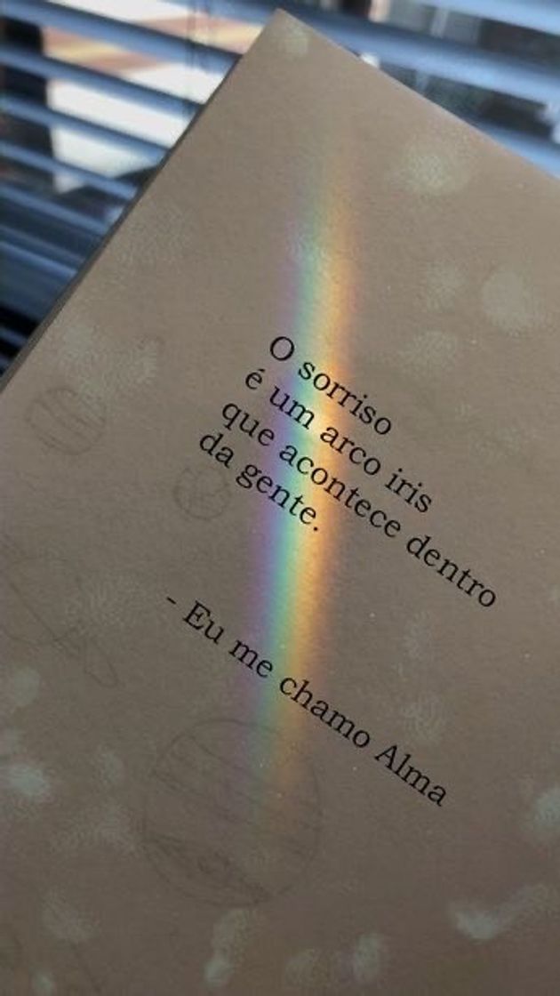 Fashion Qual a cor do seu dia hoje ? 🌈😊