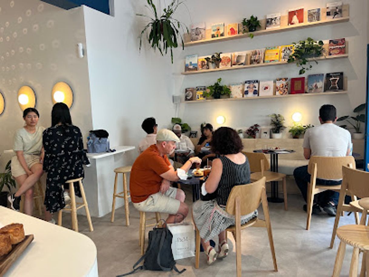 Restaurants Etual Café
