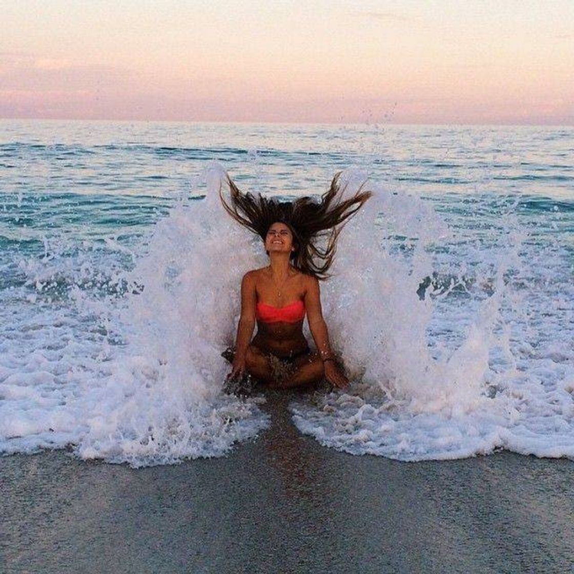 Moda Poses para fotos na praia