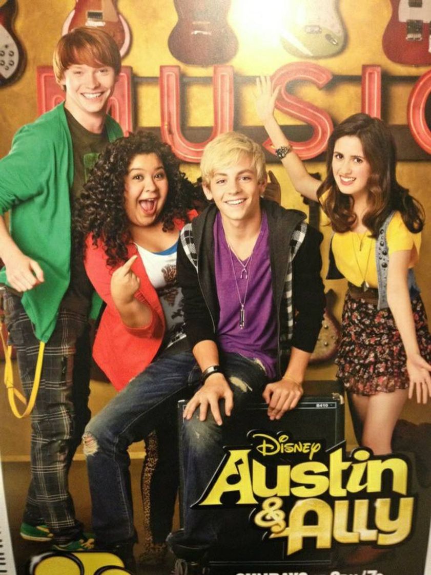 Moda Austin e Ally. 