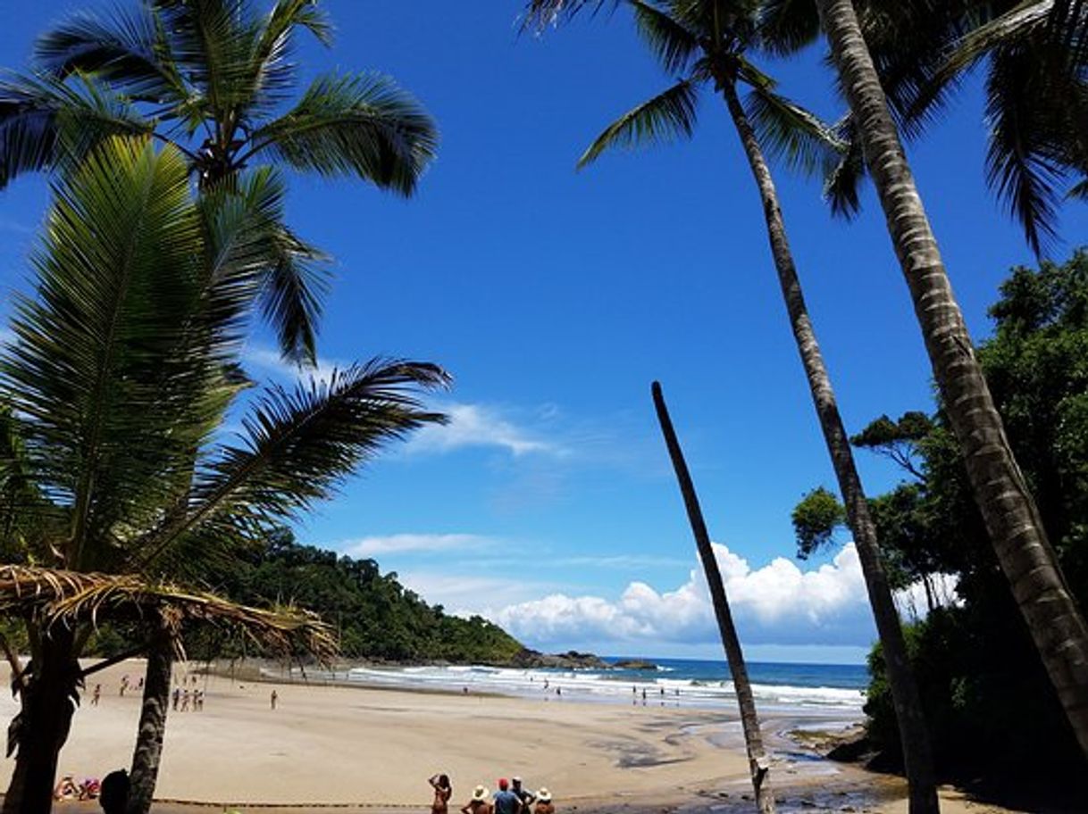 Lugar Engenhoca beach