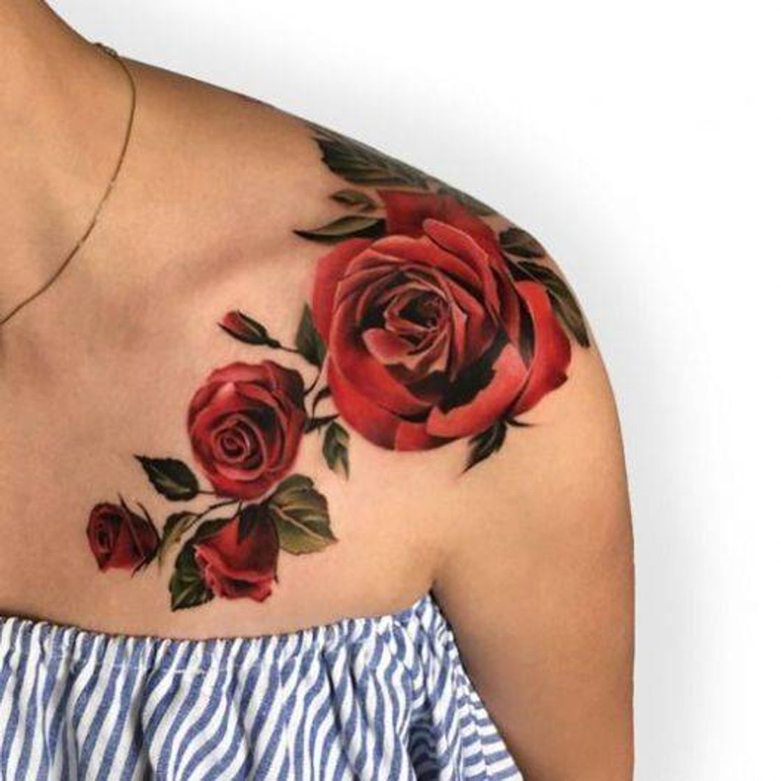 Social Tatuagem Realista