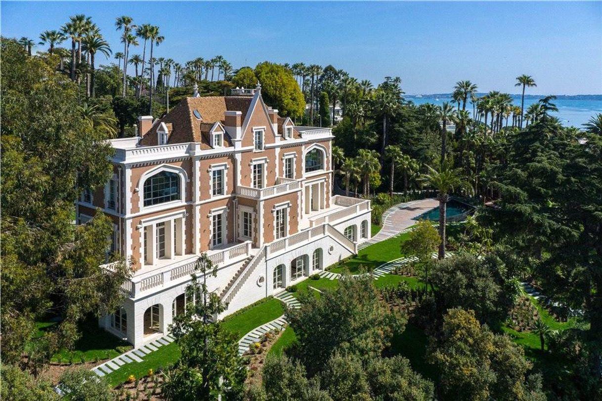 Social  Chateau Soligny Luxury Property for Sale on the French Rivi