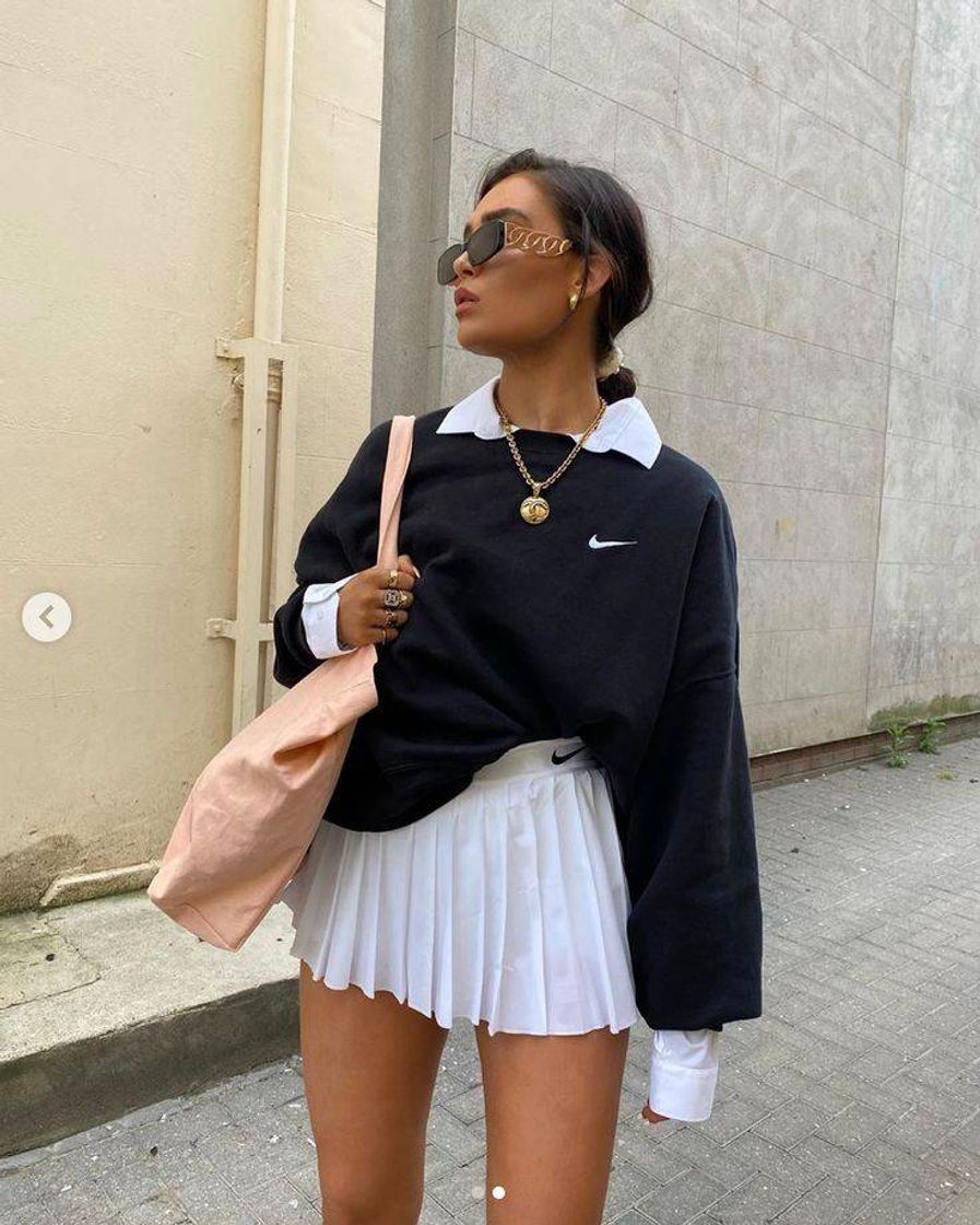 Moda Aesthetic chic tennis outfit