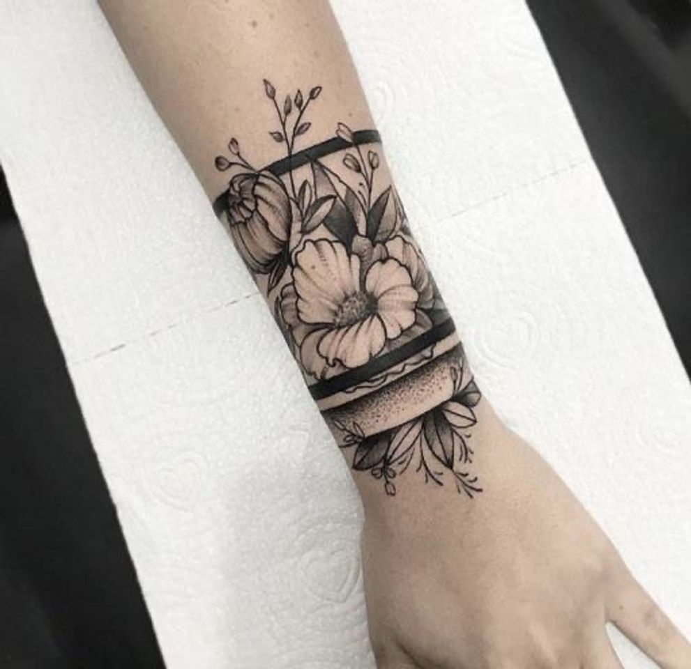 Moda Tatuagem linda de flores