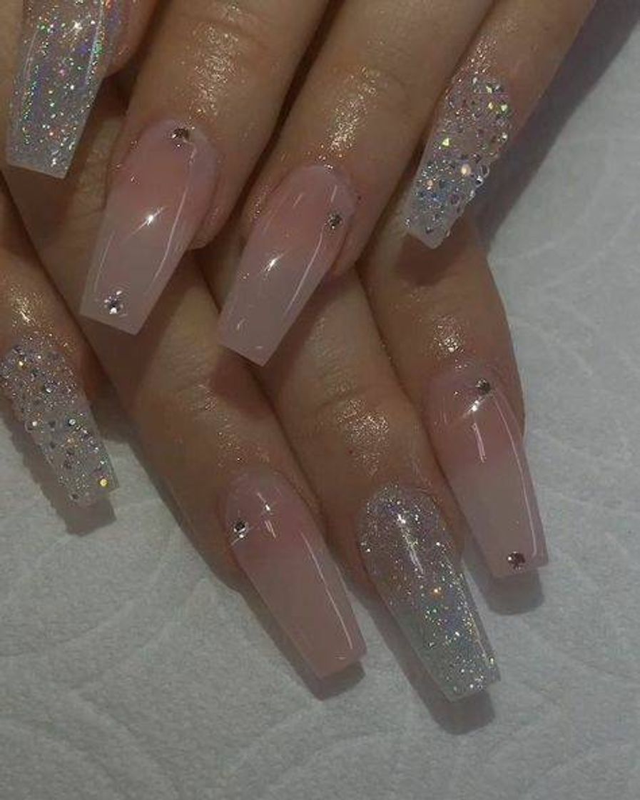 Fashion nails