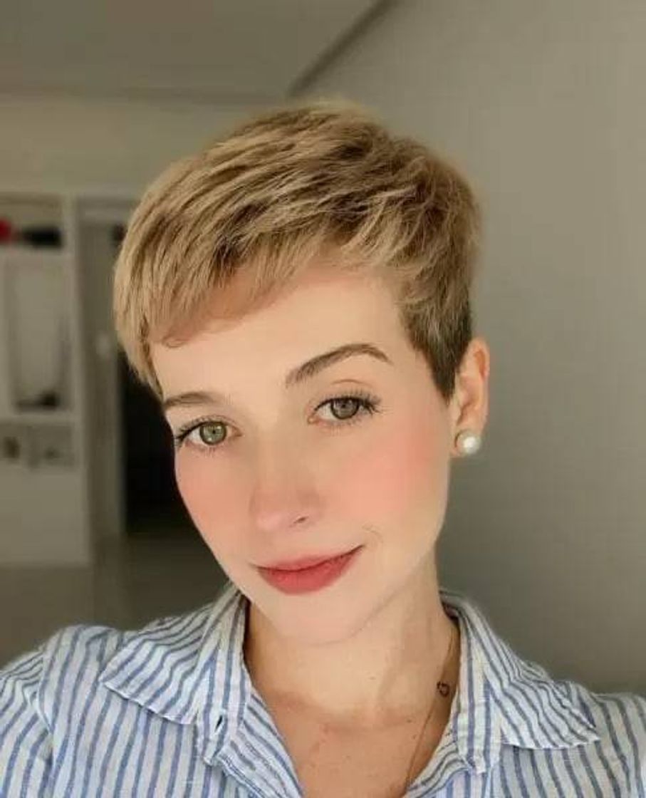 Moda 48 Short Pixie Hairstyle Ideas for Young Ladies and Mature Women