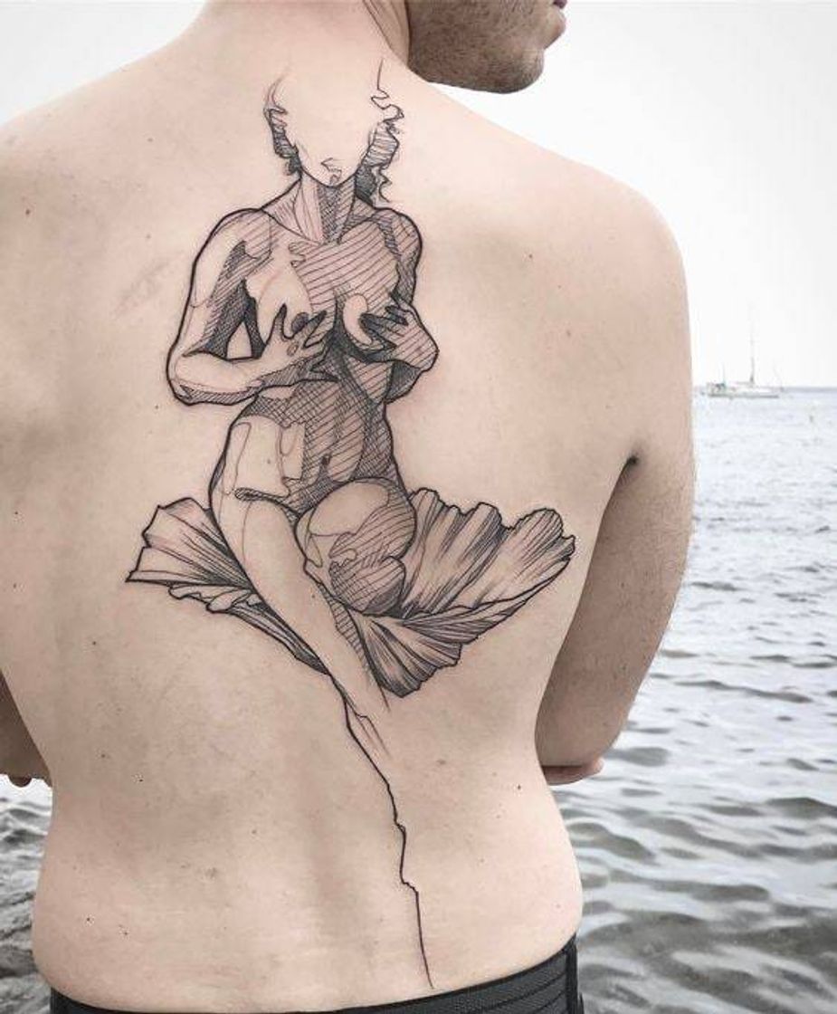 Moda L'Oiseau on Instagram: “#venus #venustattoo #backtattoo ...