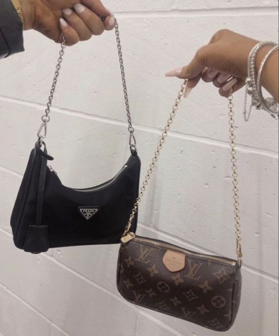 Moda Shoulder bags 🖤