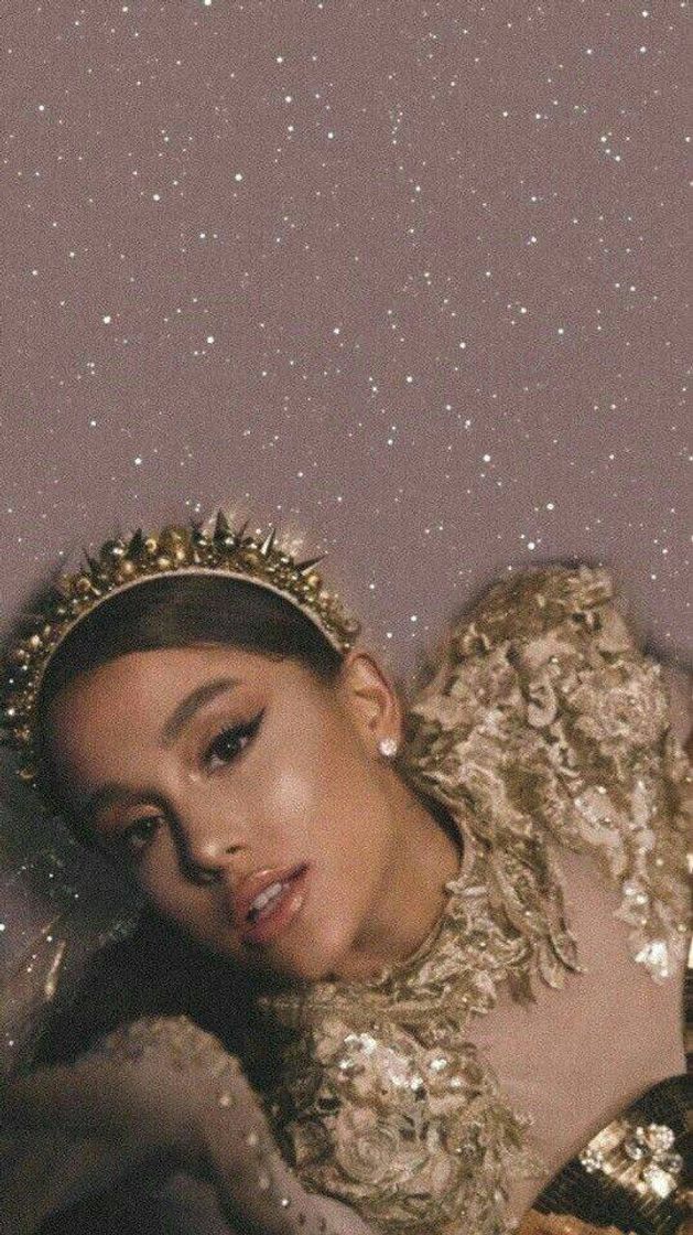 Social ariana grande