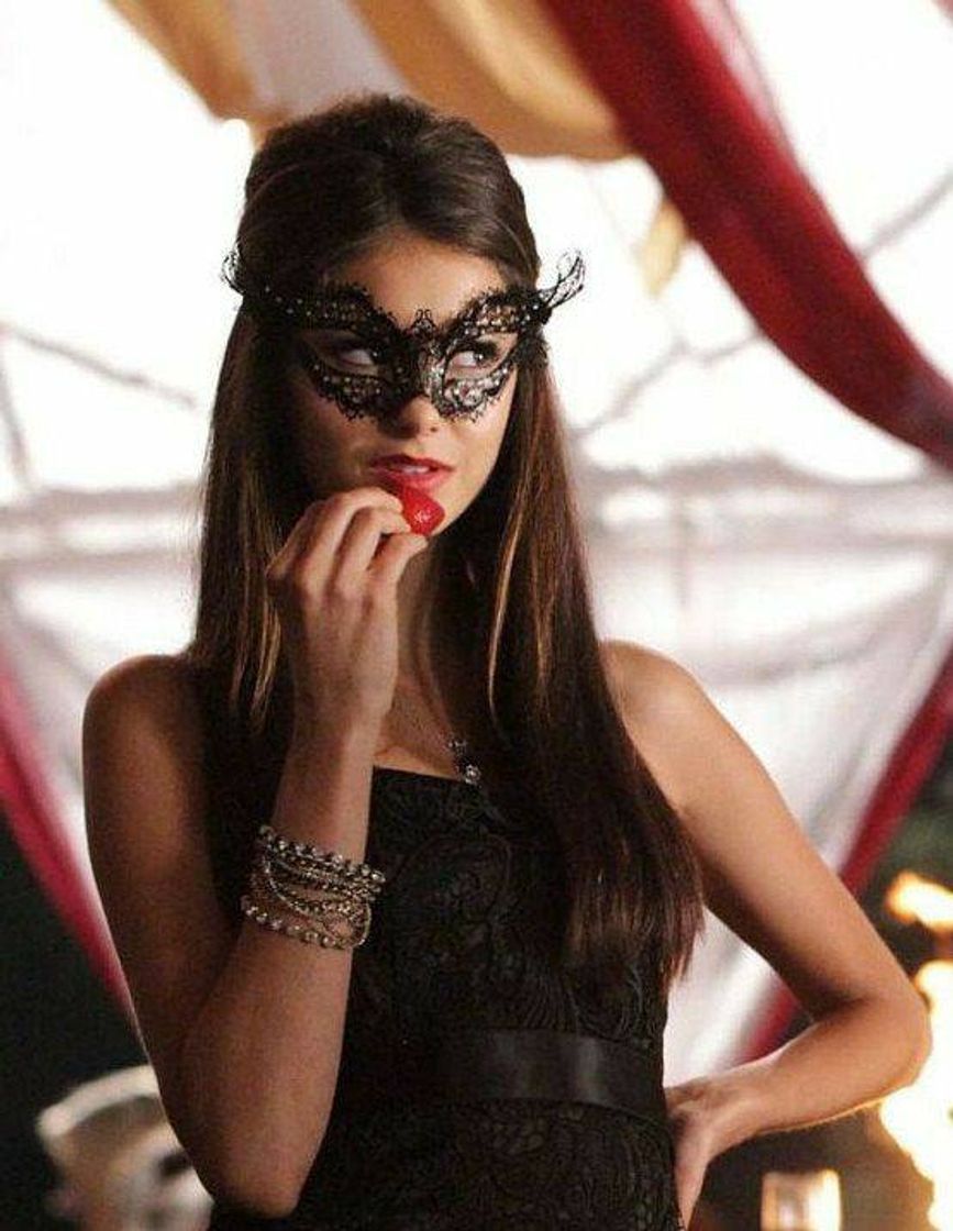 Fashion Katherine Pierce - TVD 