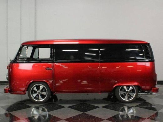 Kombi Red