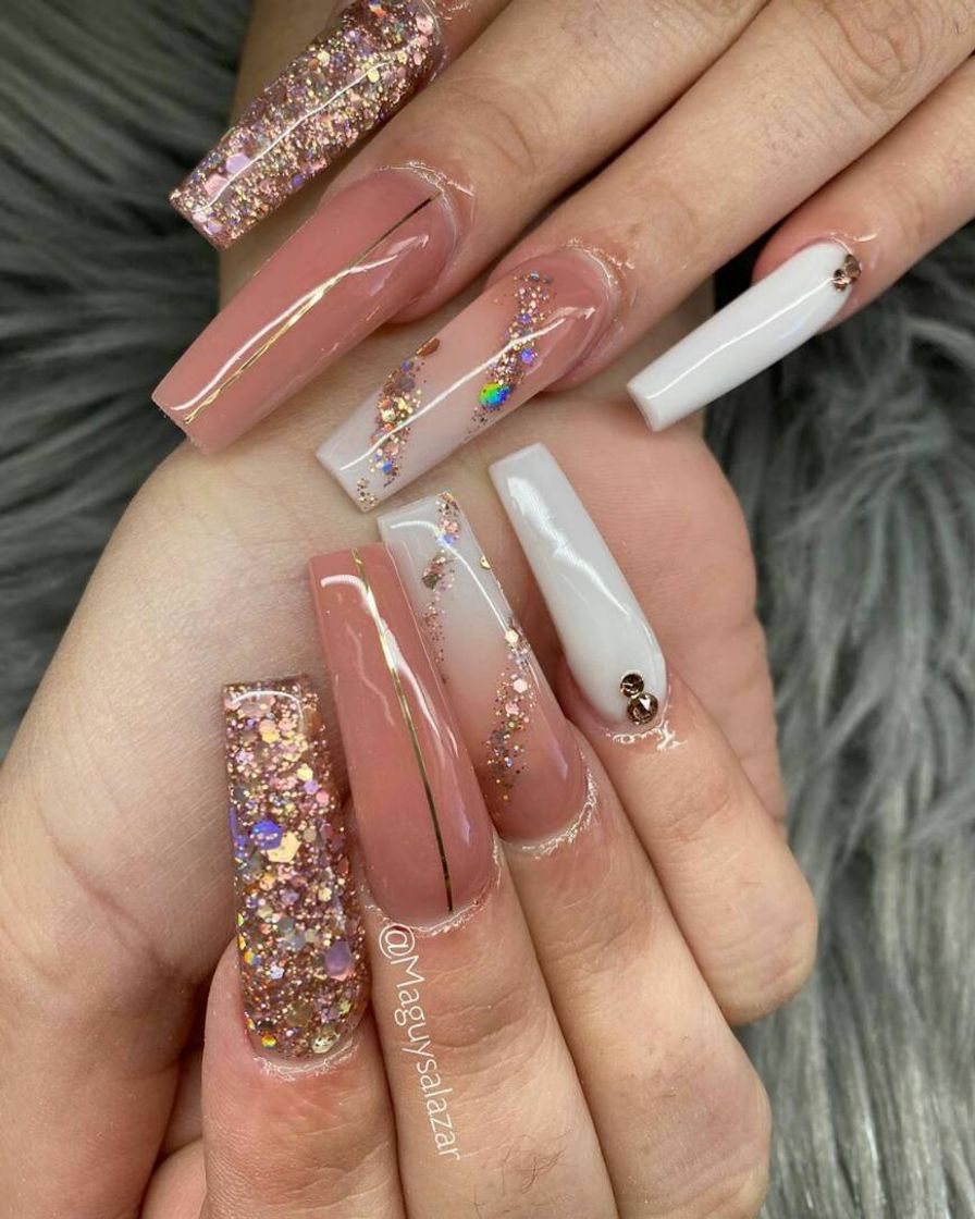 Long nails 