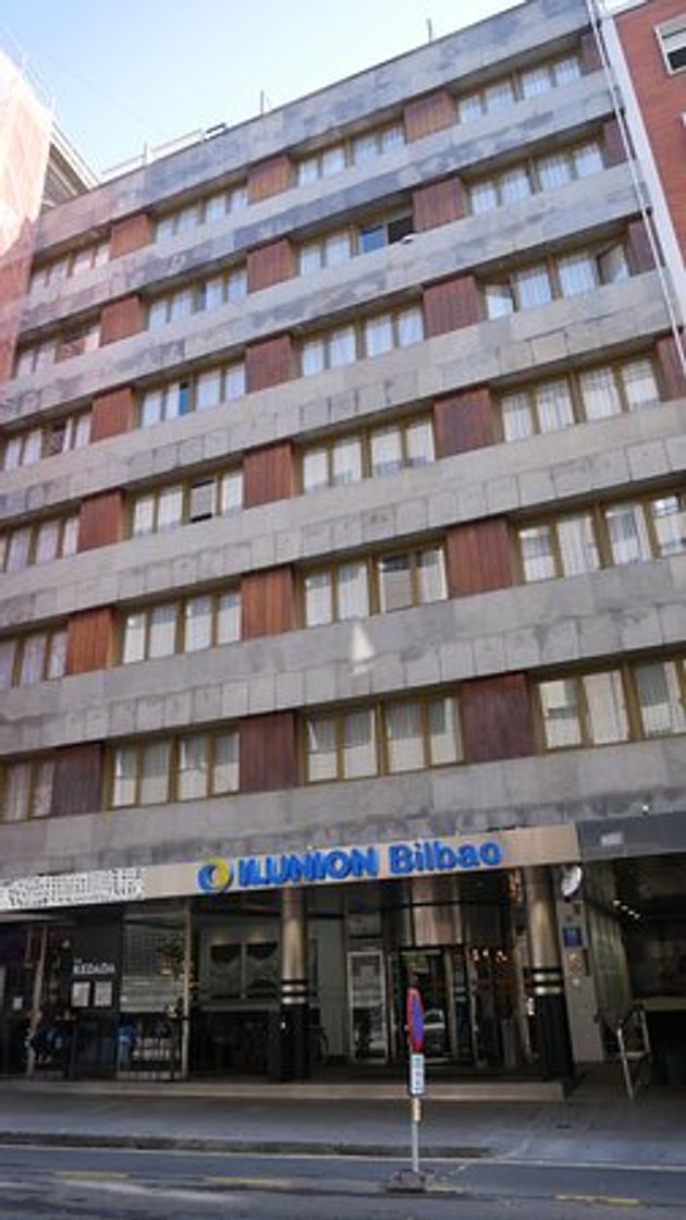 Place Hotel ILUNION Bilbao