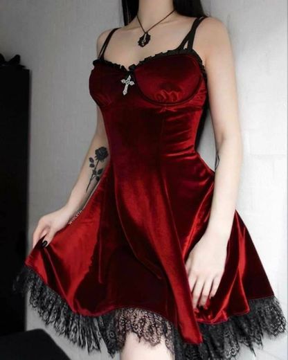 Vestido vermelho gótico