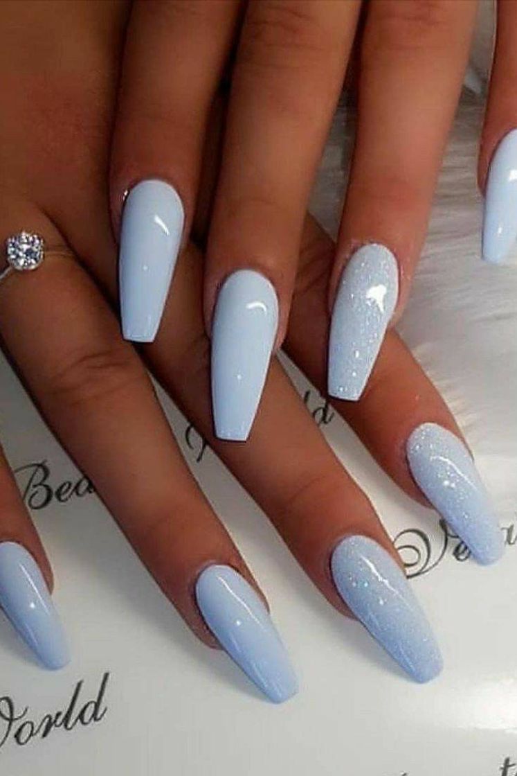 Fashion nails 