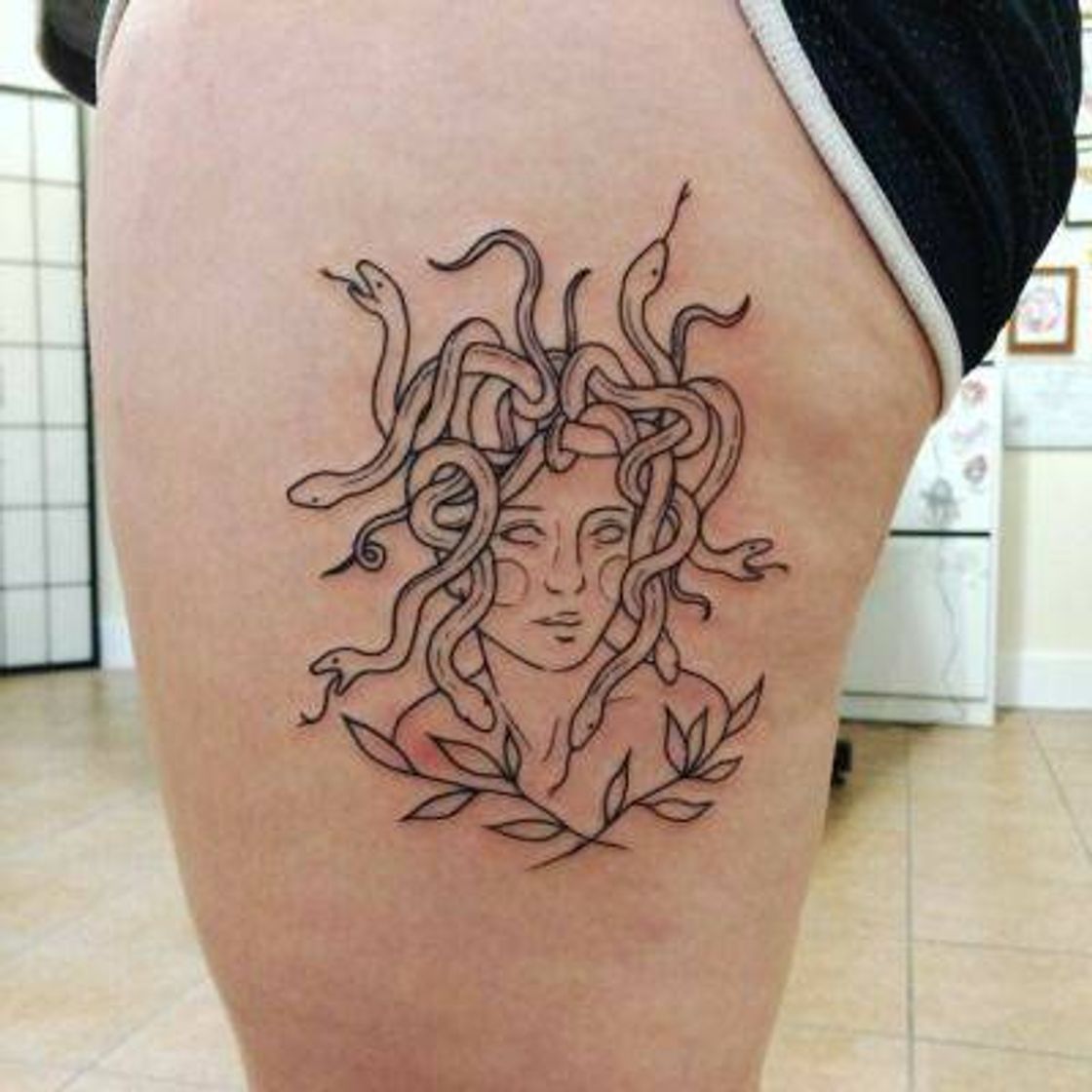 Fashion Tattoo Medusa 