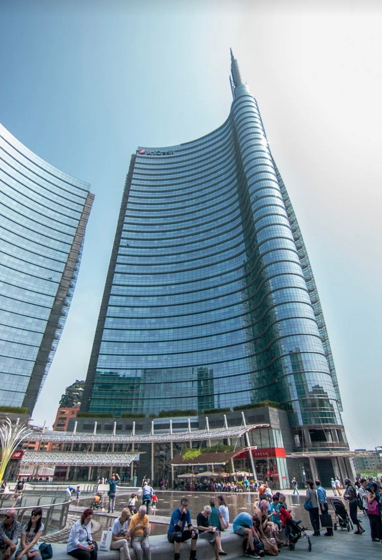 Lugar Piazza Gae Aulenti