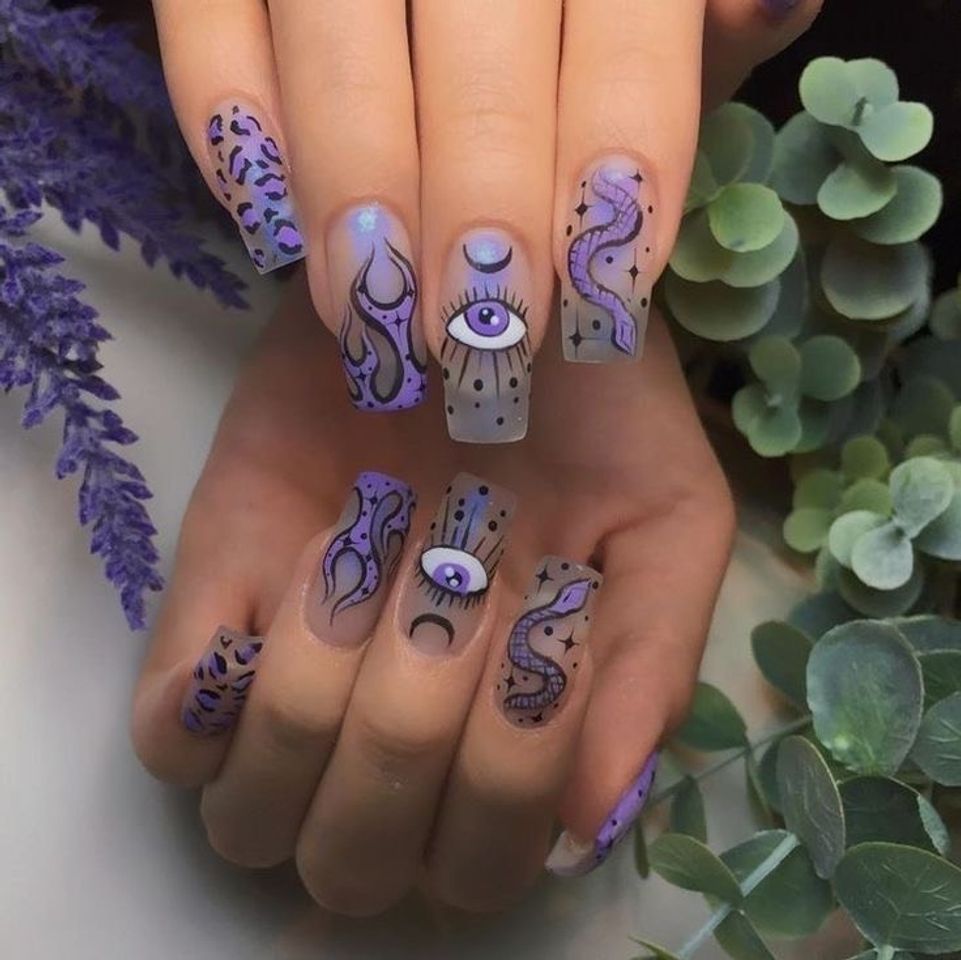 Moda decoração para unhas 