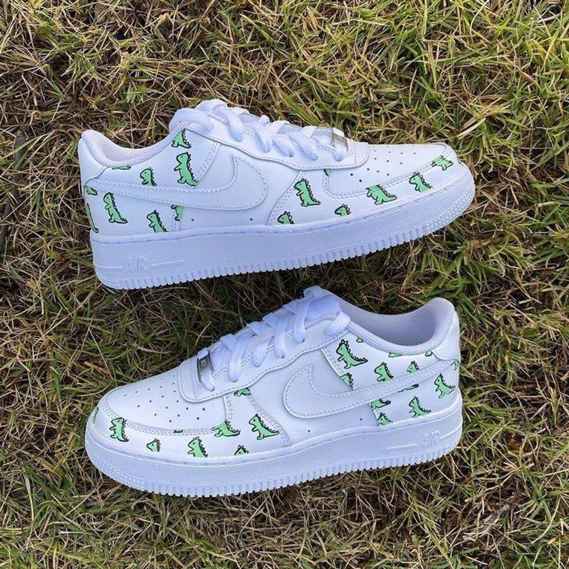 Social Nike white