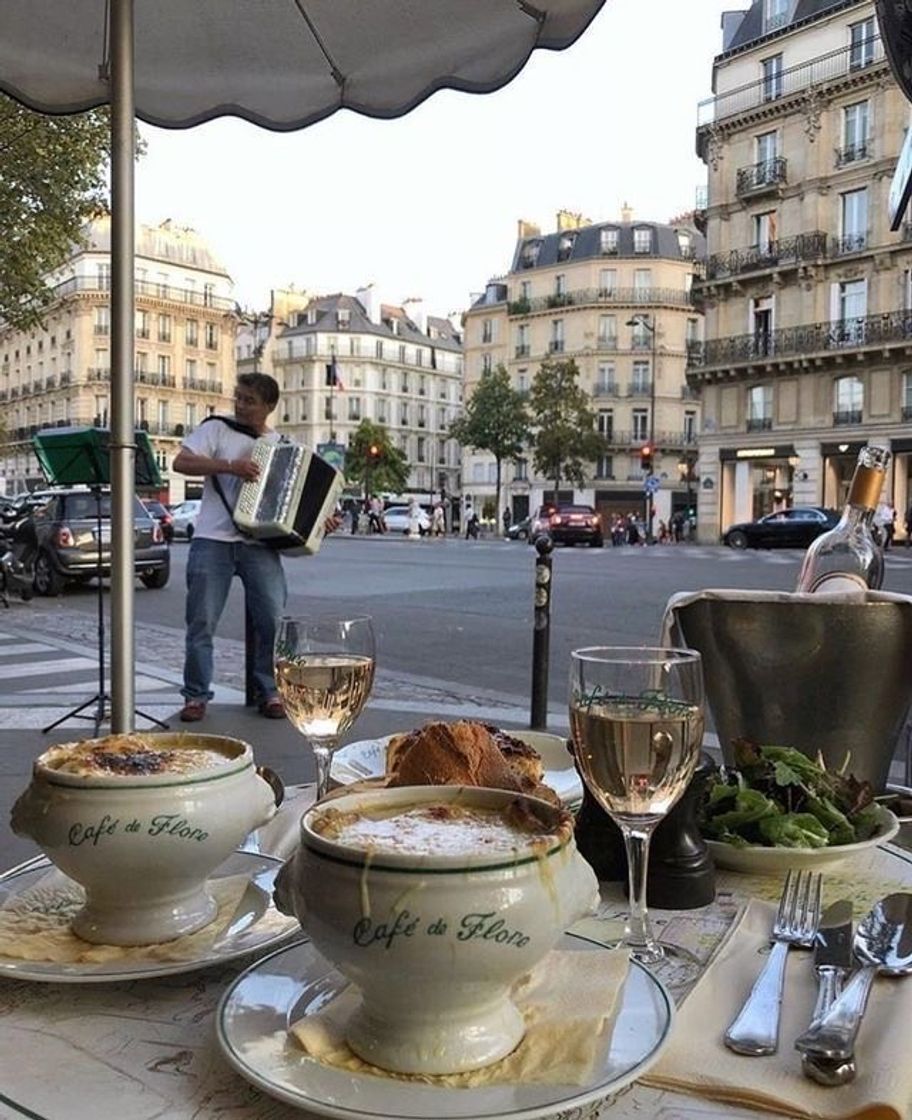 Moda Café em Paris 