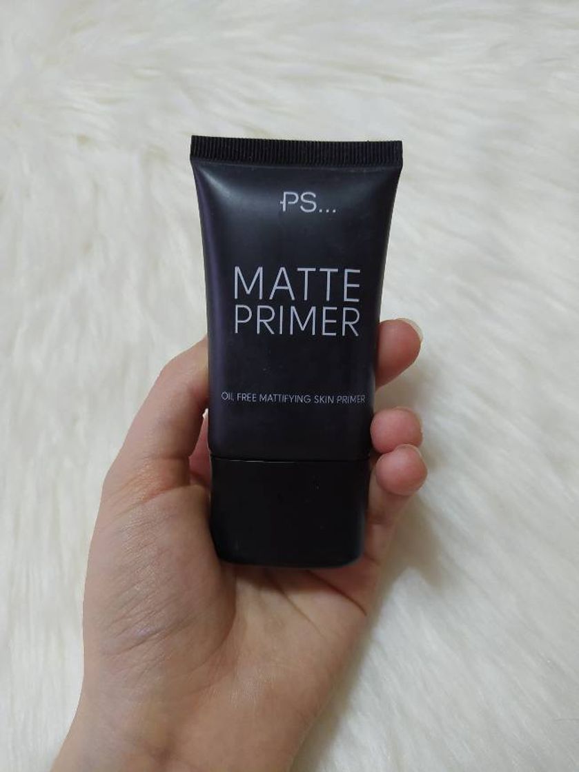 Primark primer hidratante com vitaminas B3 e E