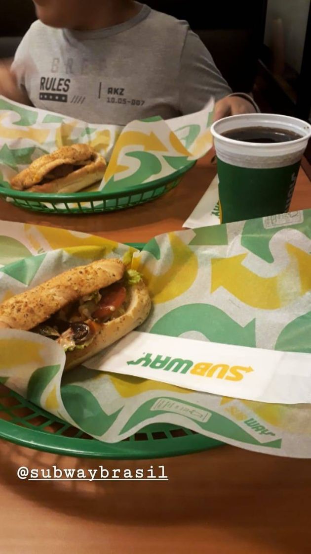 Restaurants Subway