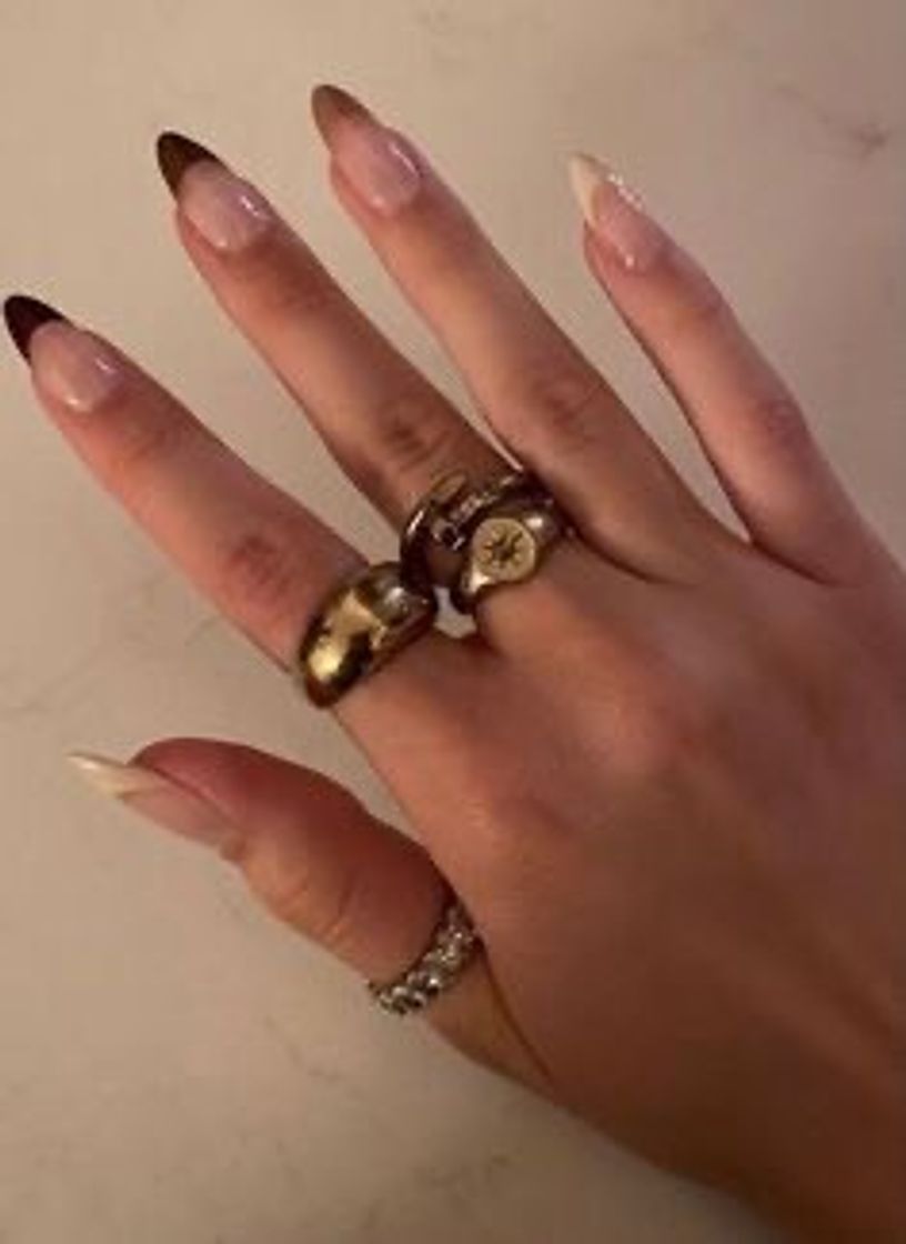 Fashion nails