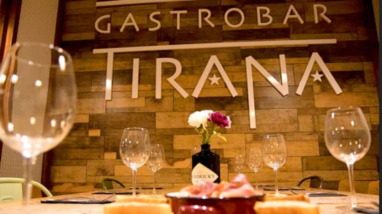 Restaurantes Tirana Cafe /Gastrobar Tirana