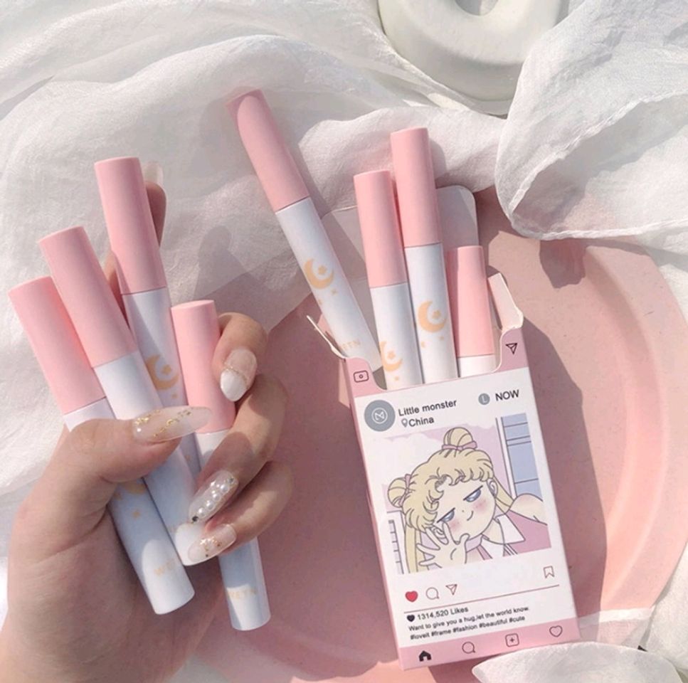Social Sailor Moon 8 tons fosco.