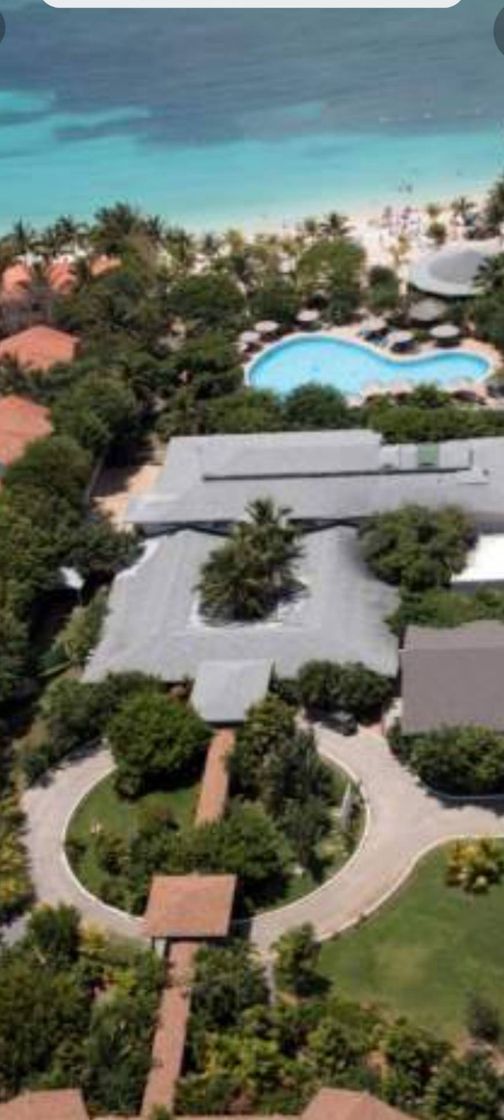 Place Henry Morgan Beach Resort