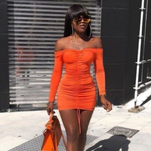 look laranja (orange outfit)