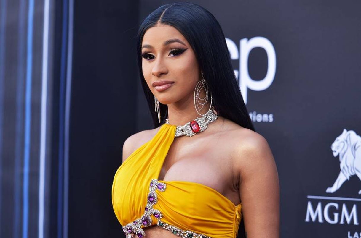 Canción Cardi B