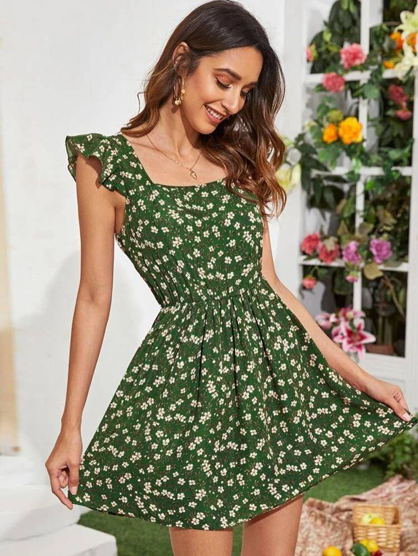 Moda Vestido curto floral 