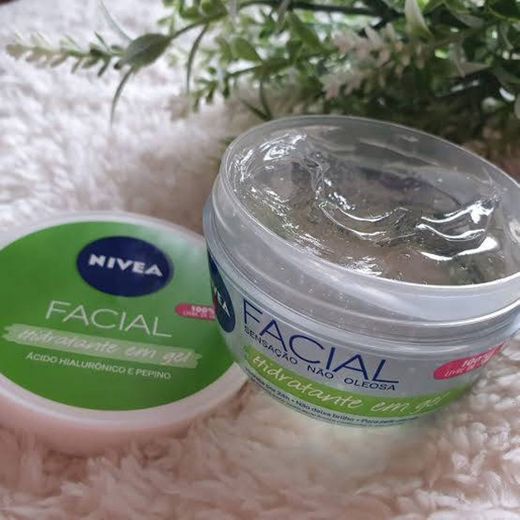 Nívea gel hidratante facial ácido hialorônico e pepino