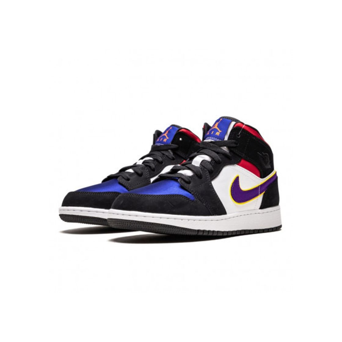 Moda AIR JORDAN 1 MID