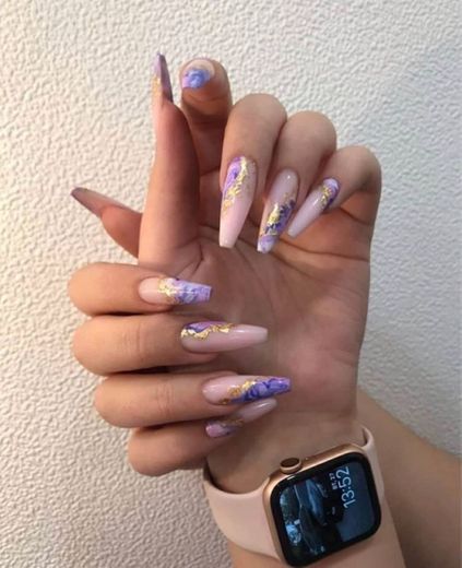 decorated nails