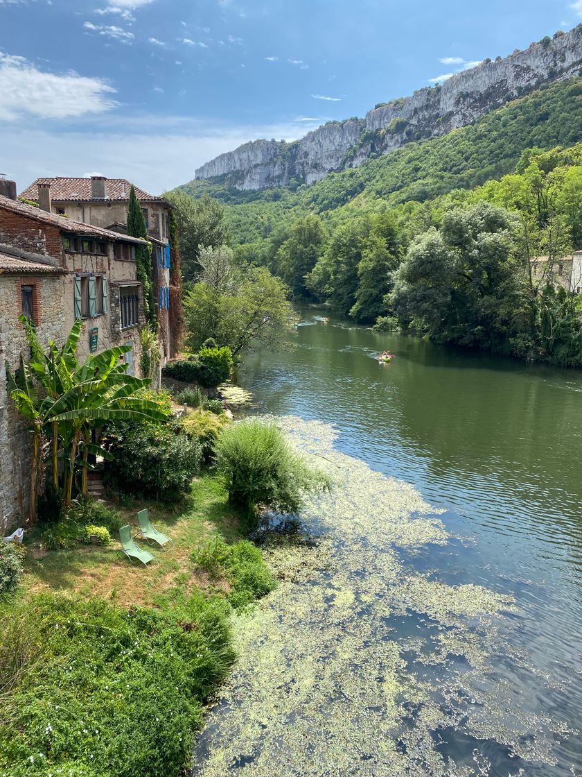 Place Saint-Antonin-Noble-Val