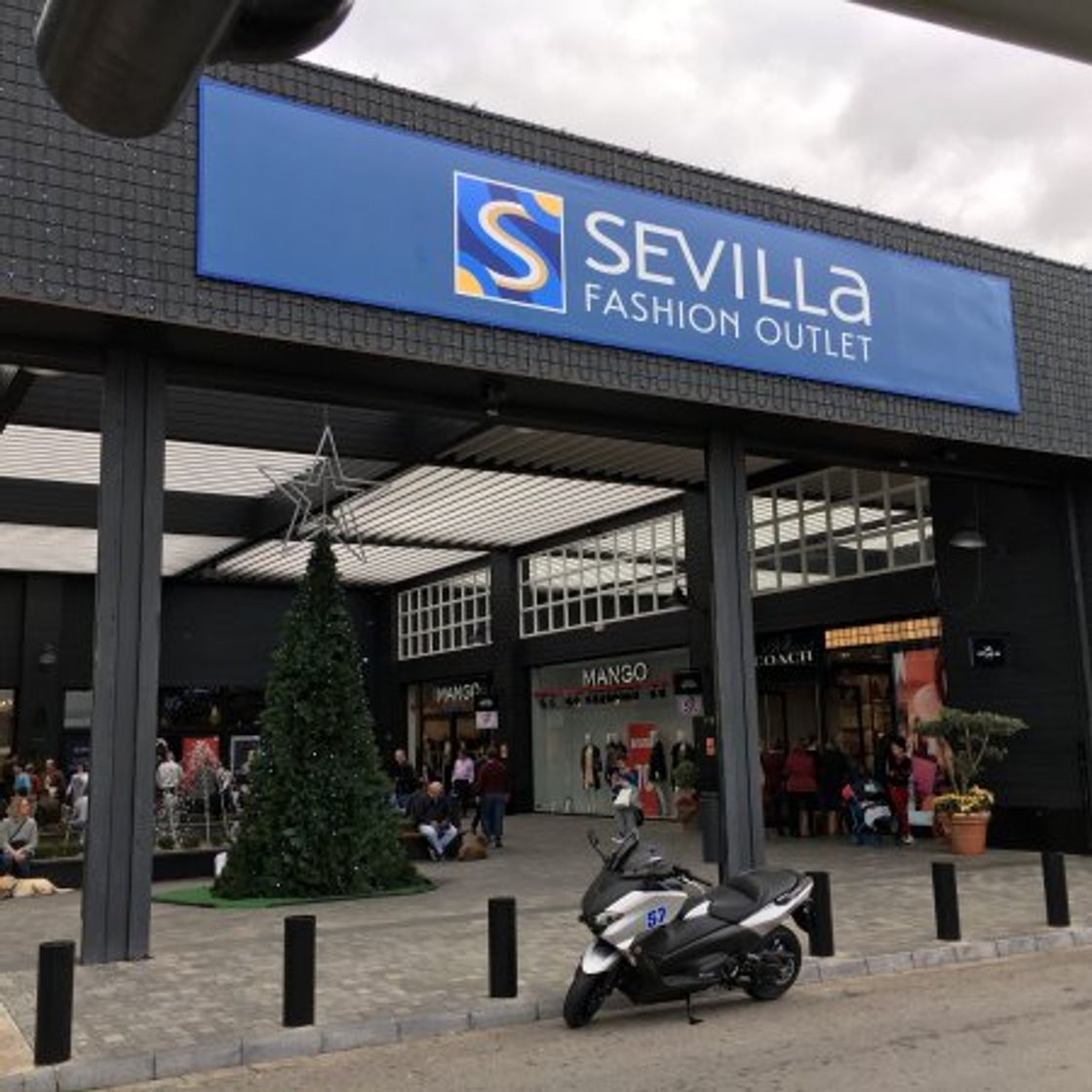 Places Sevilla Fashion Outlet