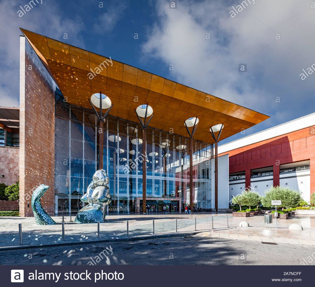 Place Centro Comercial Laranjeiro Shopping Center