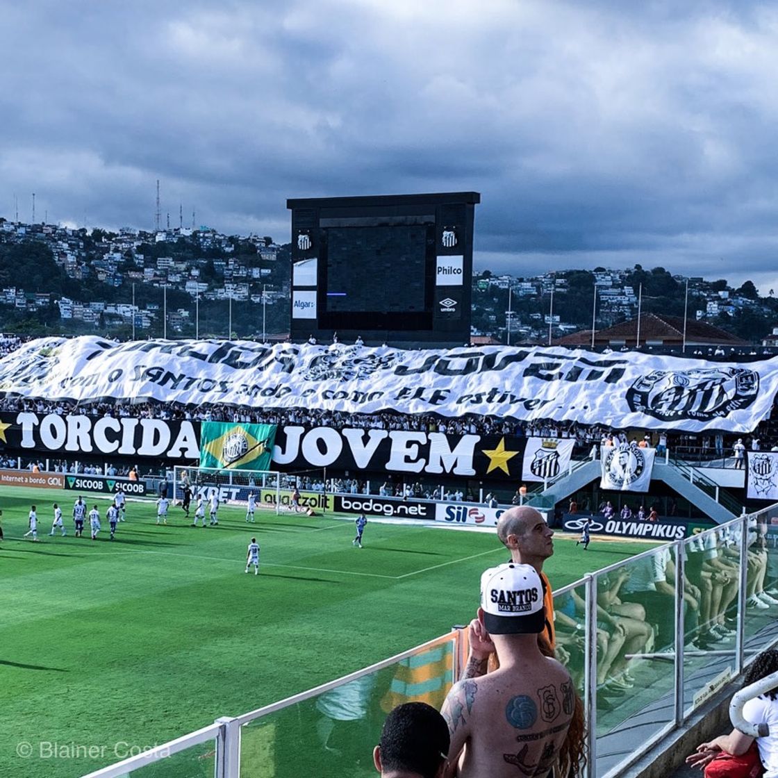 Place Estádio Urbano Caldeira ( vila belmiro )